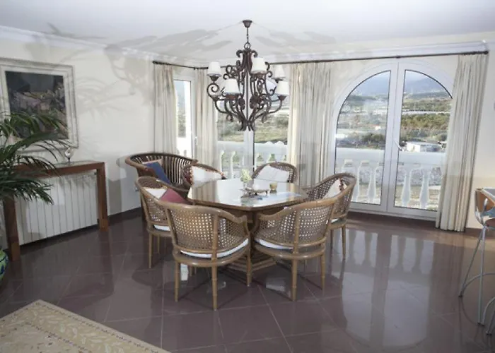 Stella Maris B1 Ba Nerja